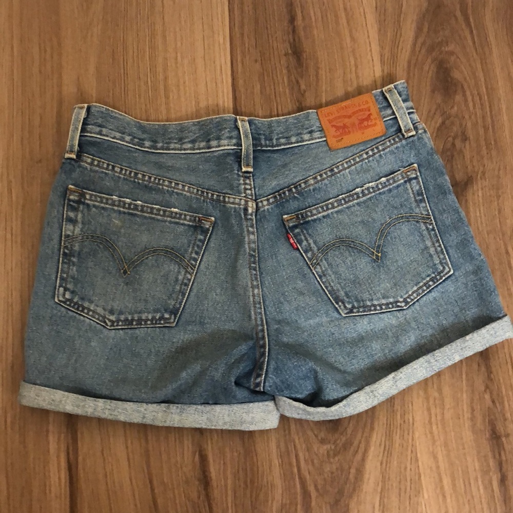Levi’s rolled cuff shorts